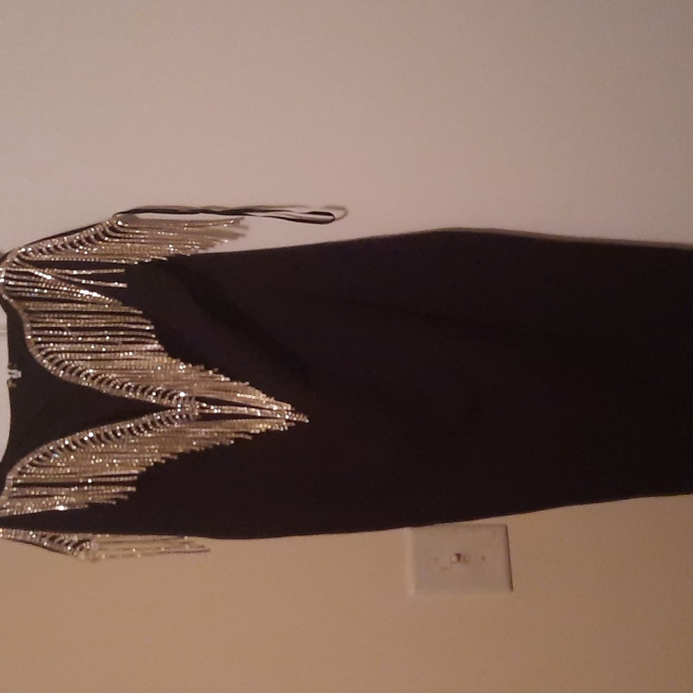 A dress NEW - Picture 4 of 5